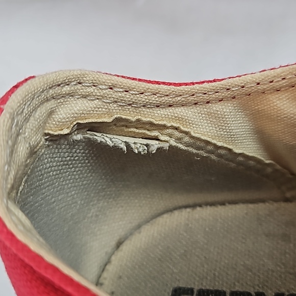 Converse | Men's All Star Red Low-Top Lace-Up Sneakers Sz 8 - Picture 15 of 15